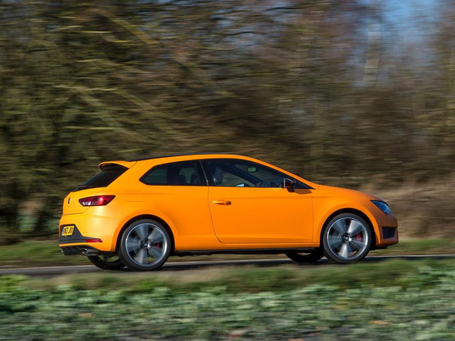  Seat Leon SC Cupra 2014 года  (UK) (фото 23 из 28)